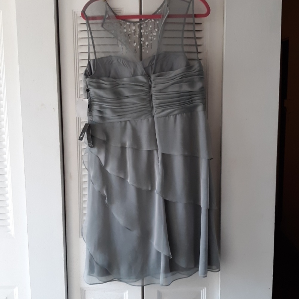 Dress - Picture 3 of 4